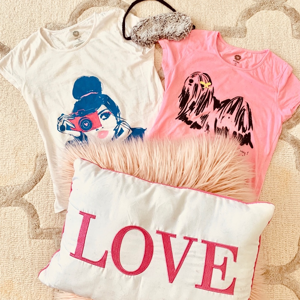 ✨💗 SWEET DREAMS 💗✨Set of 2 Girls’ Pajama Tops